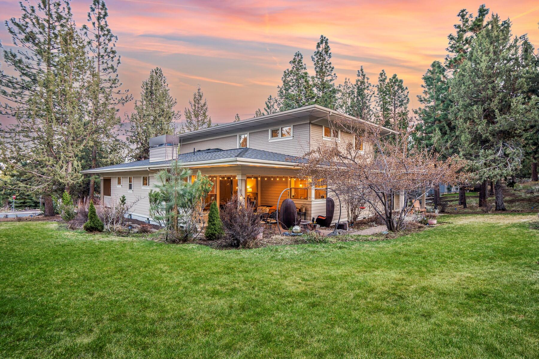 2832 NW McCook Court