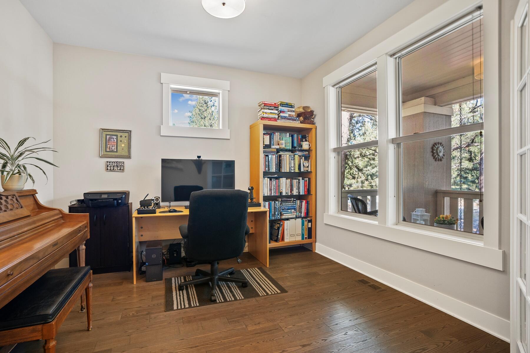 2832 NW McCook Court