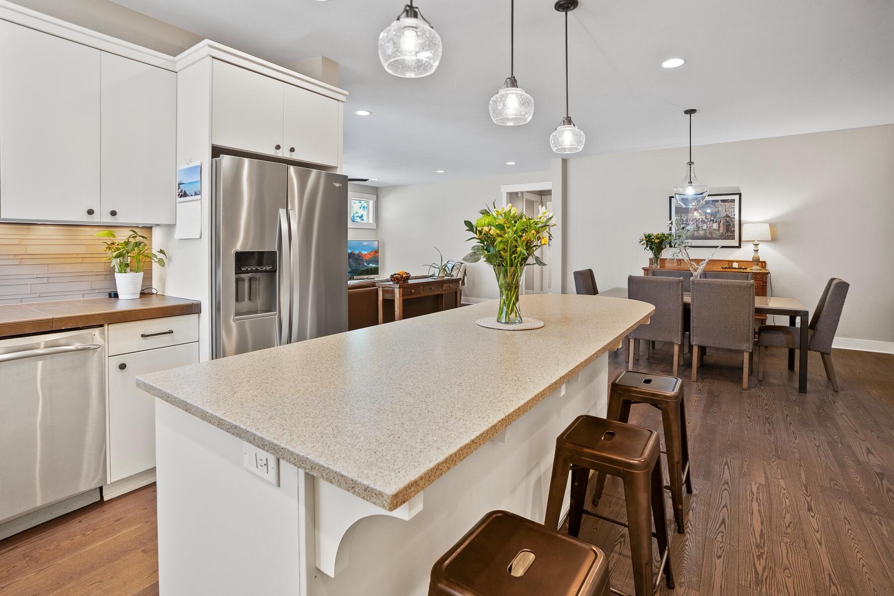 2832 NW McCook Court