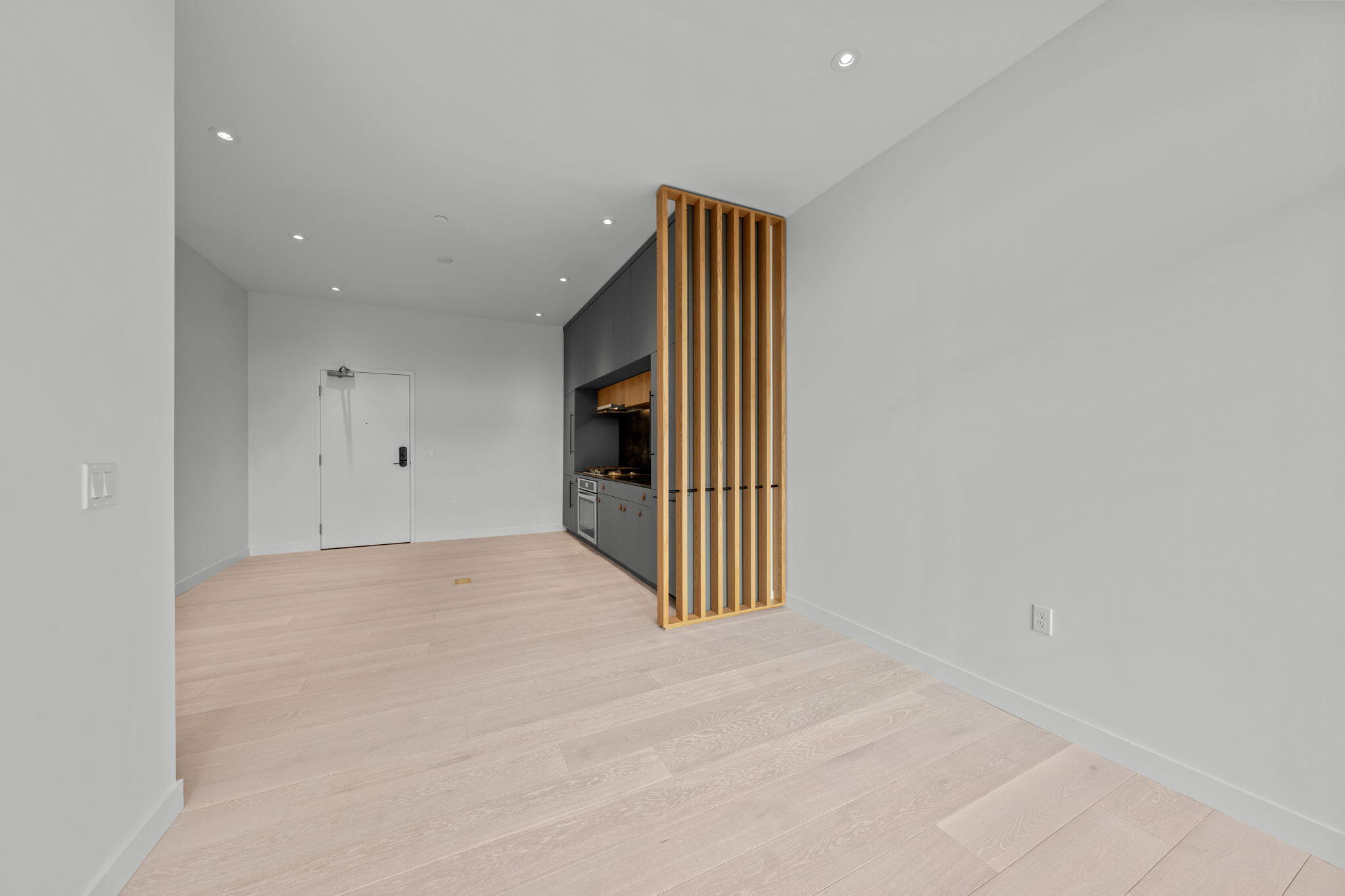 2745 NW Ordway Avenue, 303