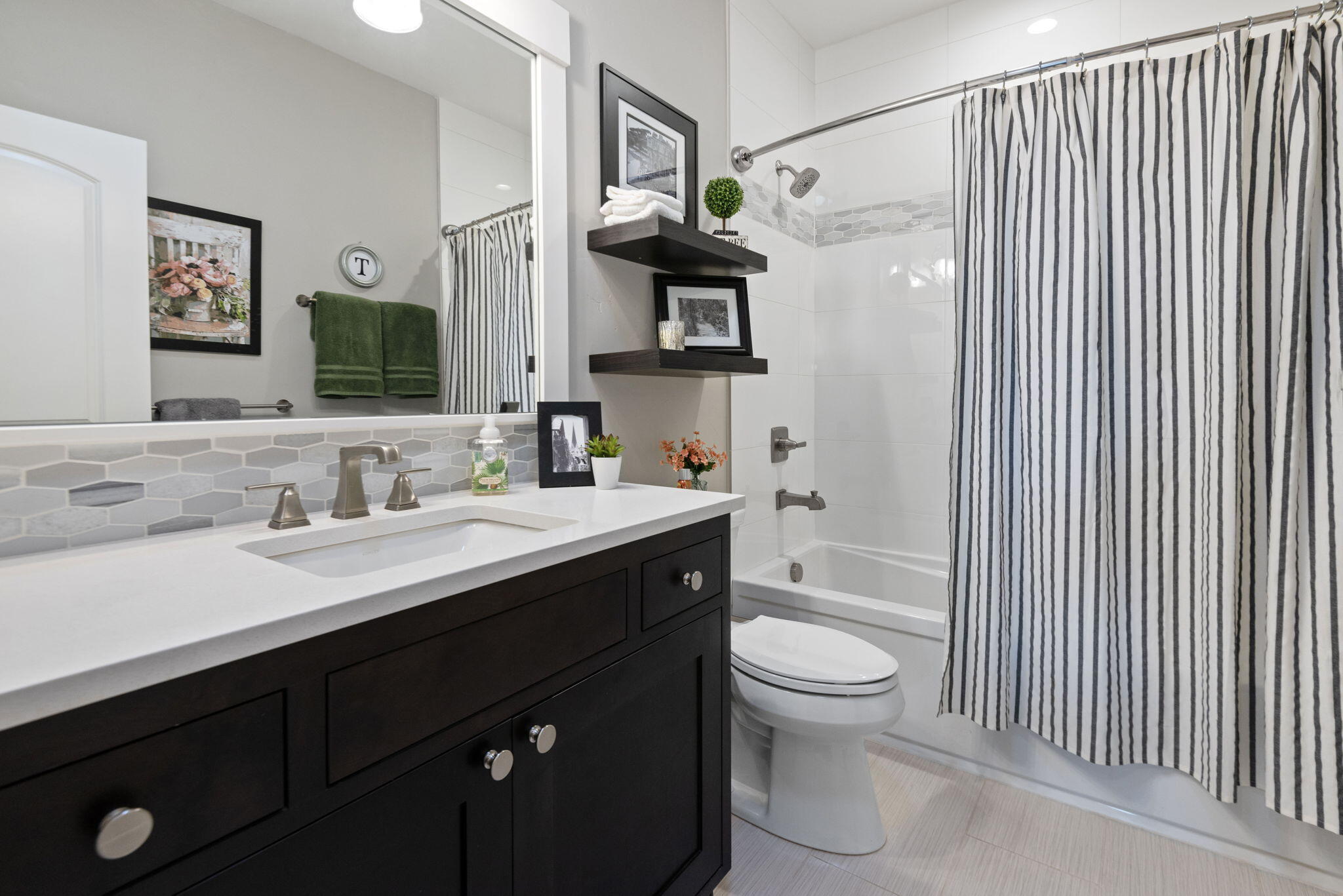 3131 SW Cascade Vista Drive