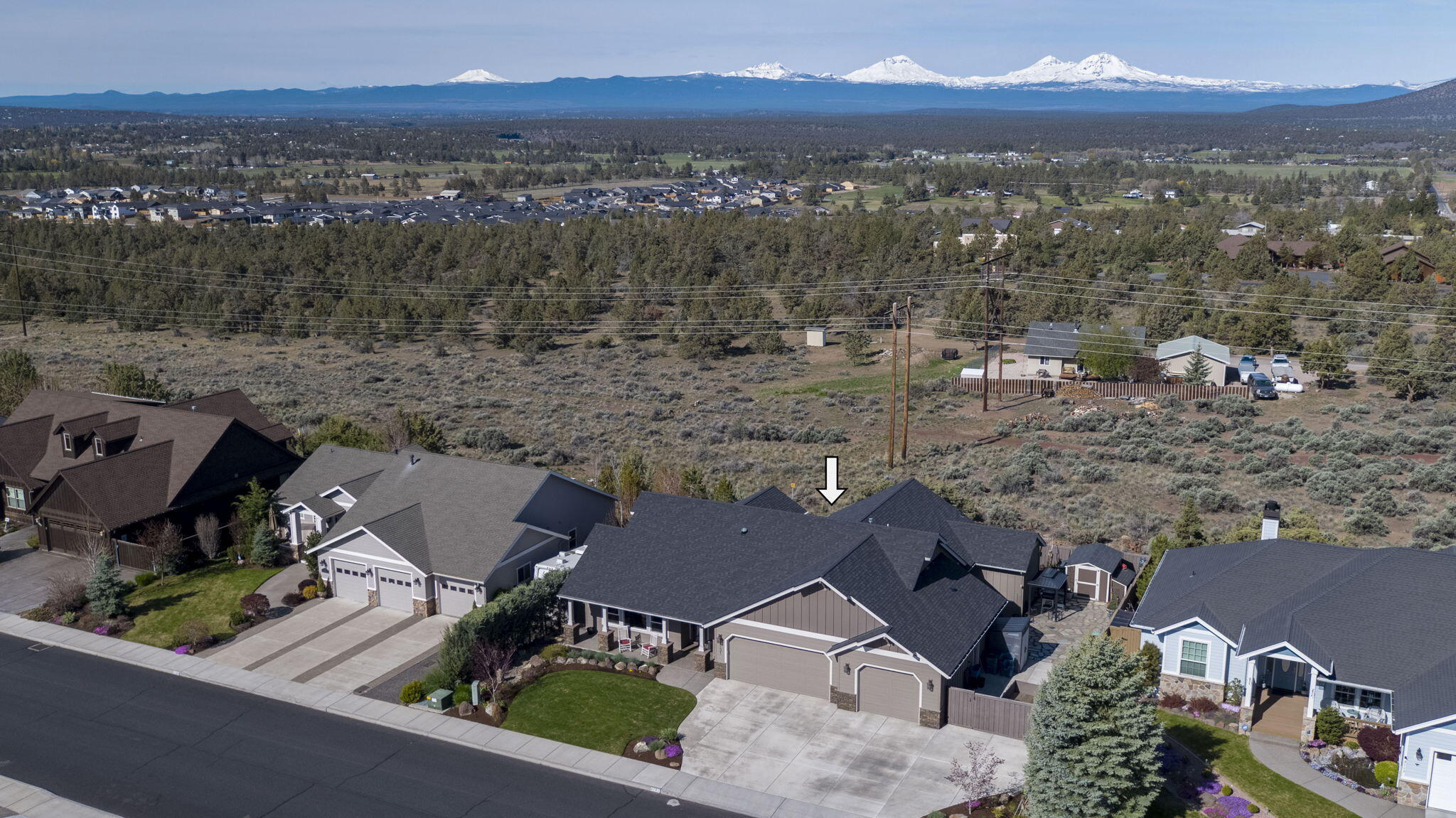 3131 SW Cascade Vista Drive