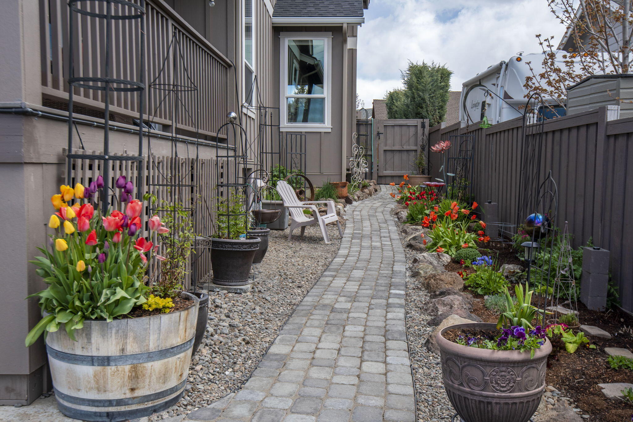 3131 SW Cascade Vista Drive