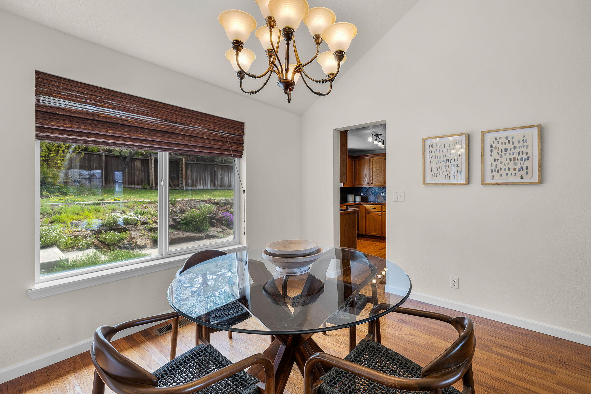 1484 NE Locksley Drive