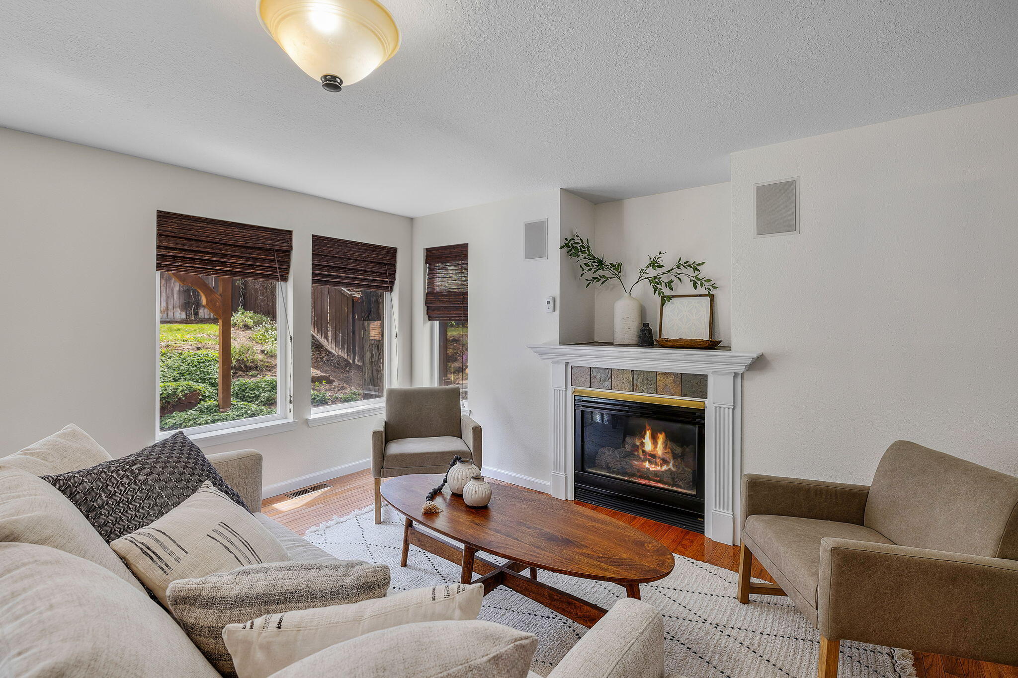 1484 NE Locksley Drive