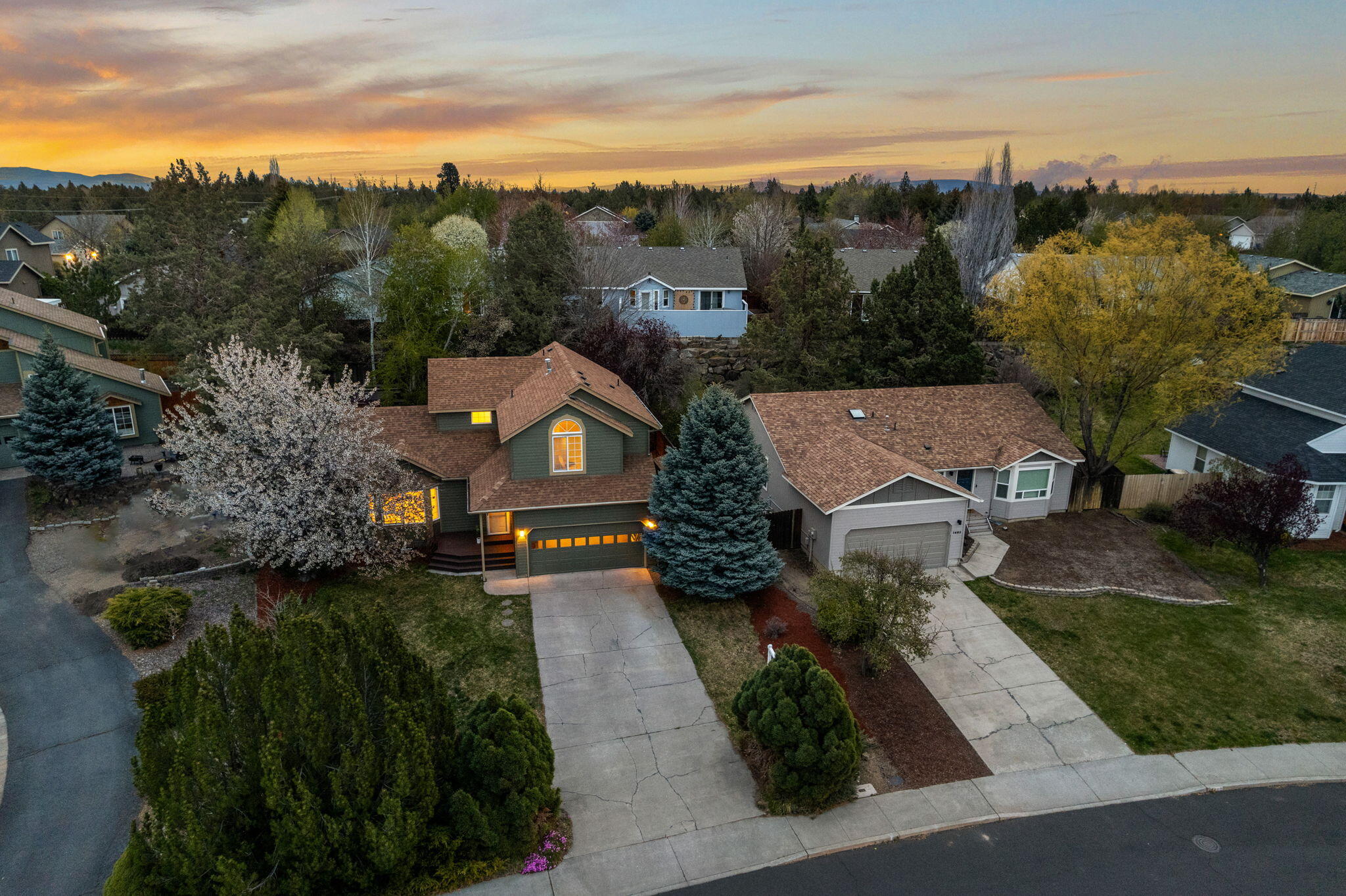 1484 NE Locksley Drive