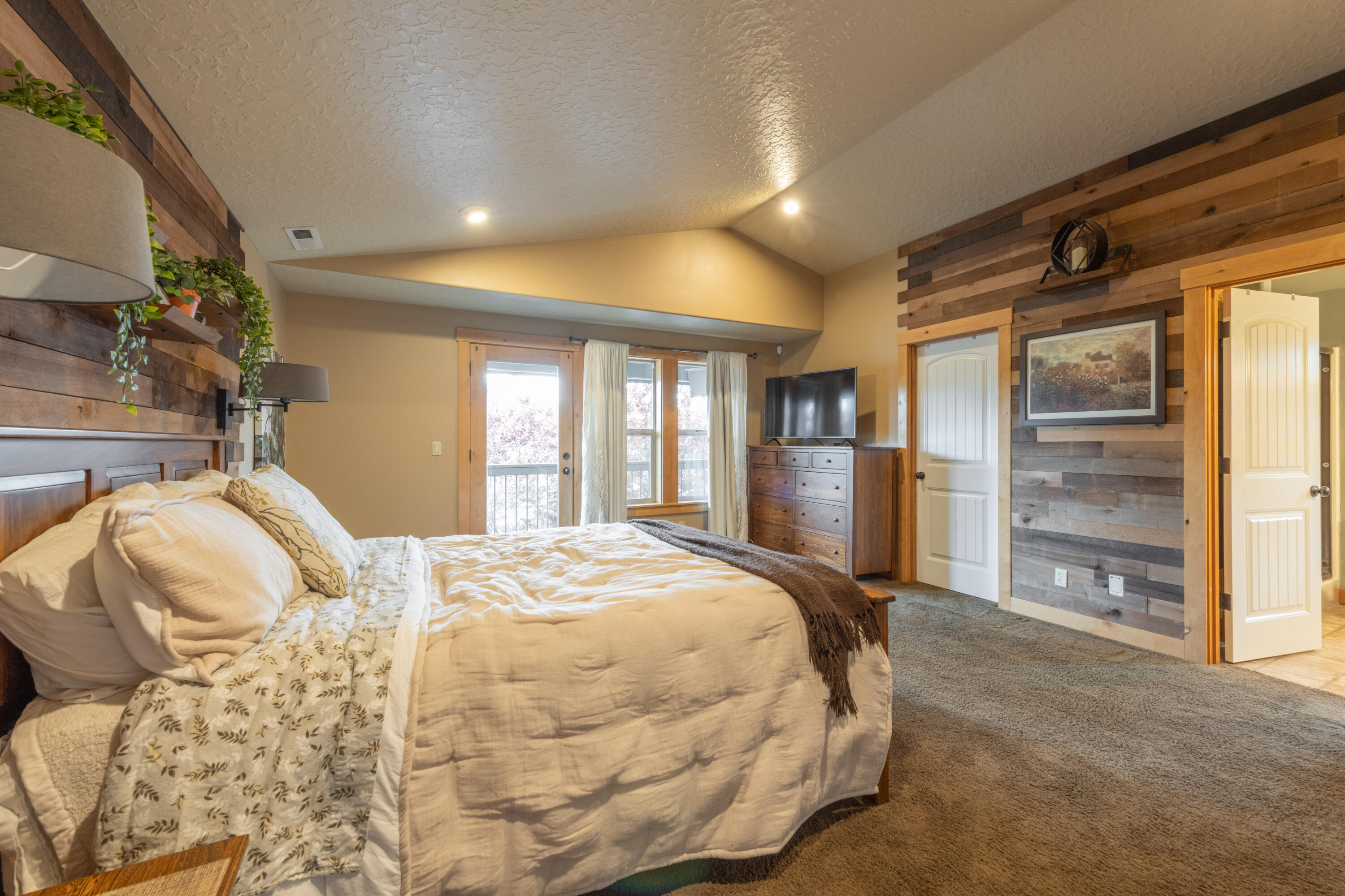 61390 Merriewood Court