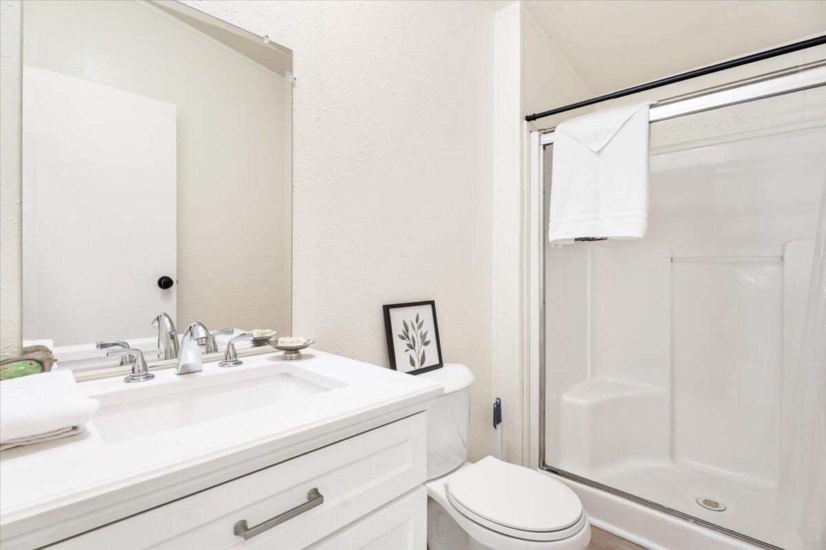 16201 Hawks Lair Road