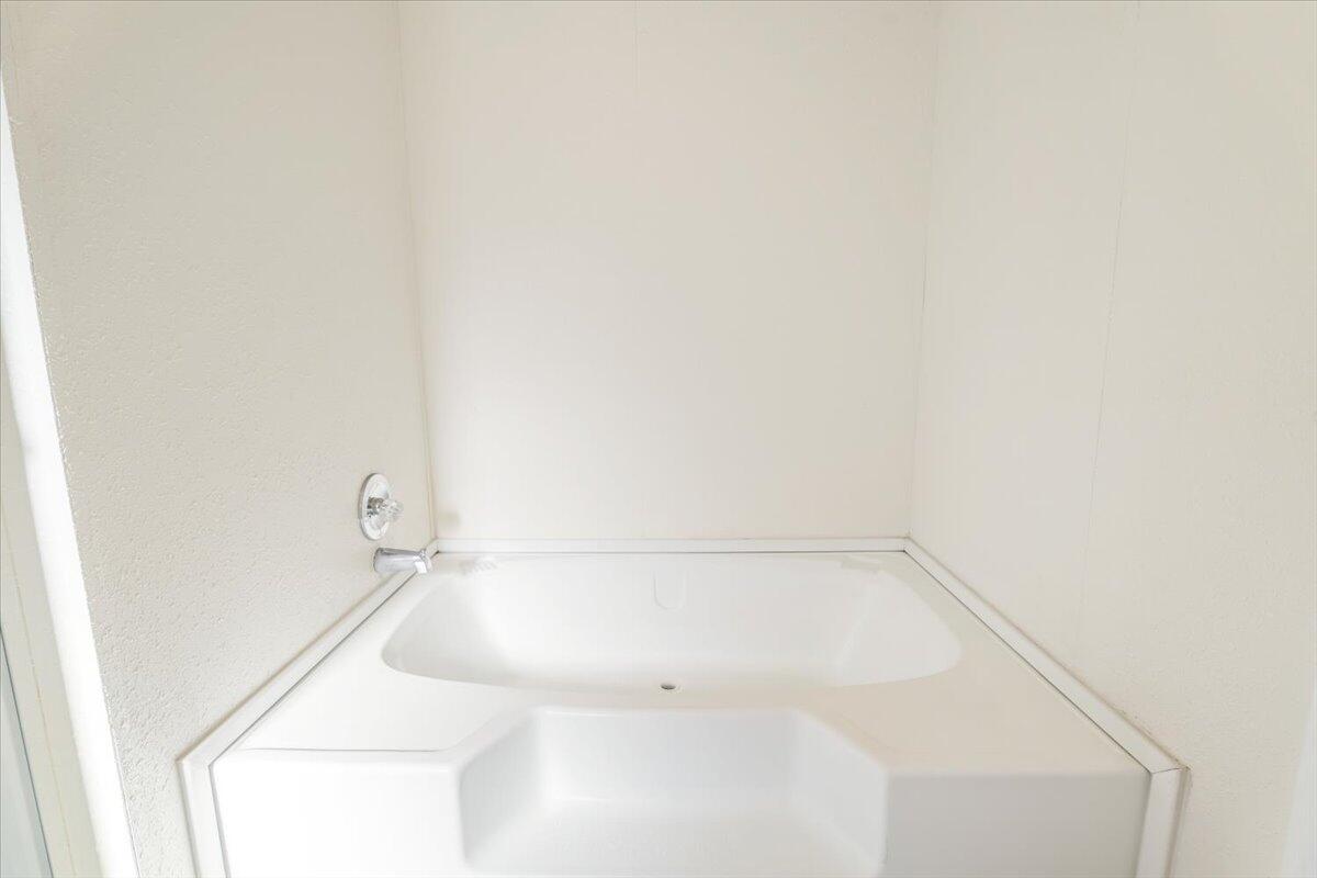 16201 Hawks Lair Road