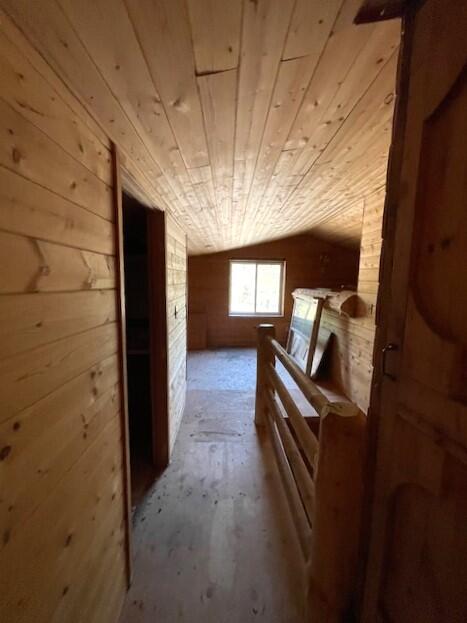 16201 Hawks Lair Road