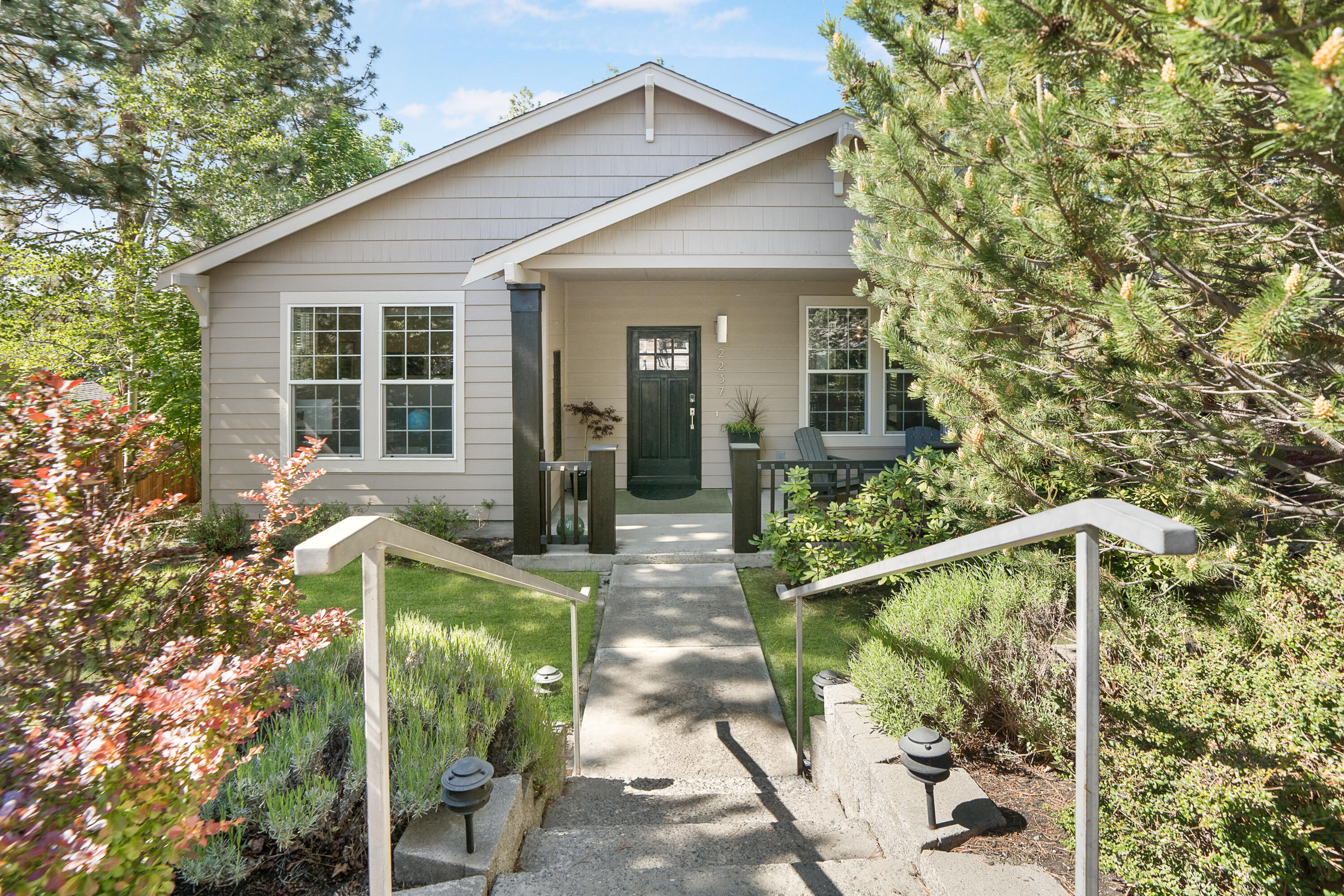 2237 NW Torrey Pines Drive