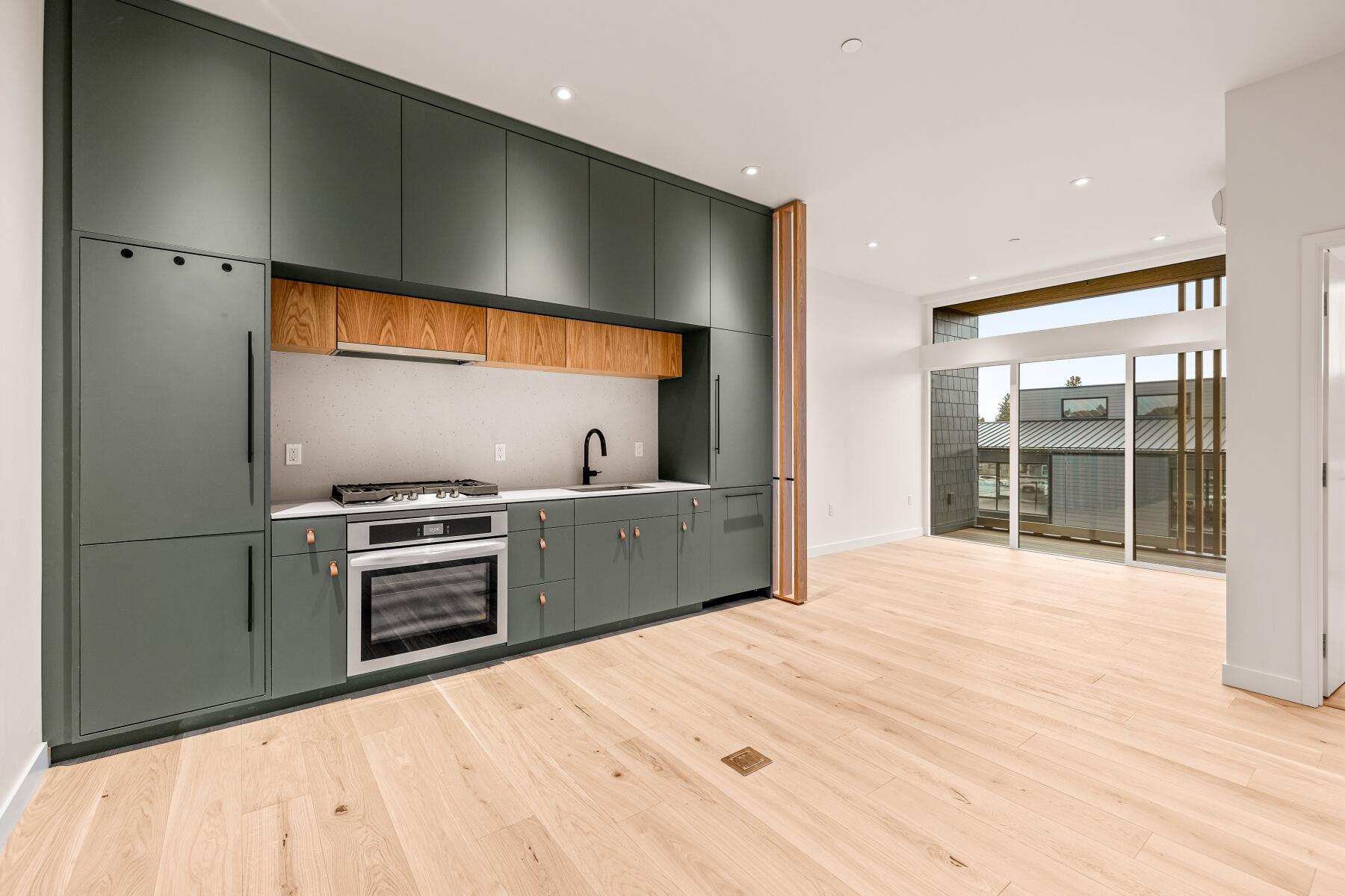 2745 NW Ordway Avenue, 309