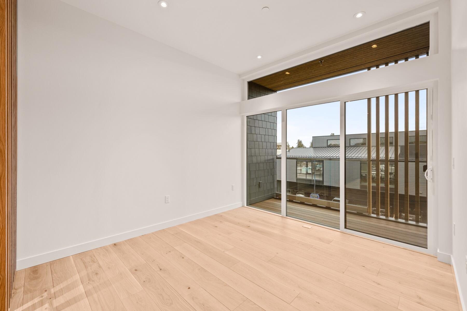 2745 NW Ordway Avenue, 309