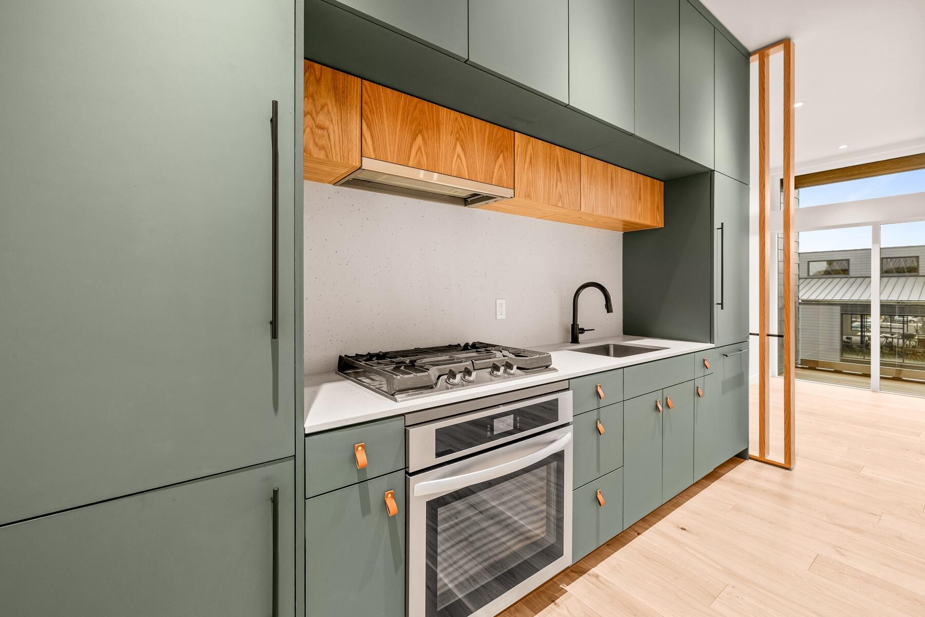 2745 NW Ordway Avenue, 309