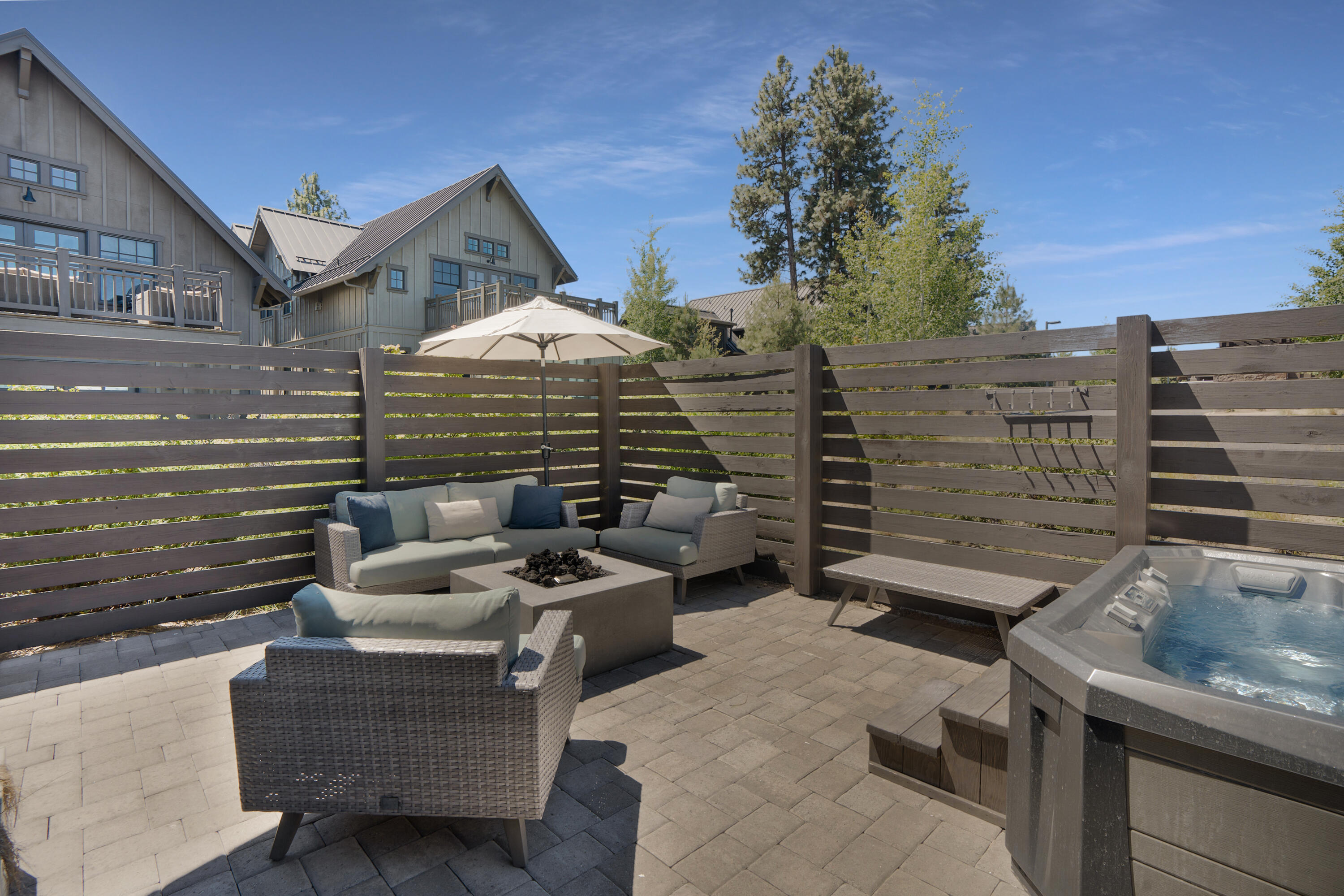 61255 Tetherow Drive