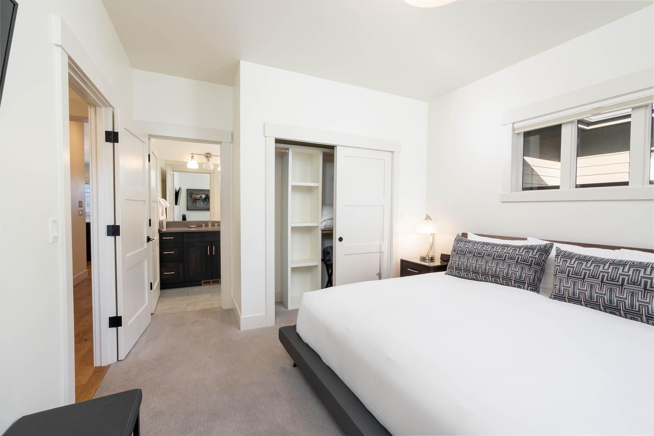 61255 Tetherow Drive