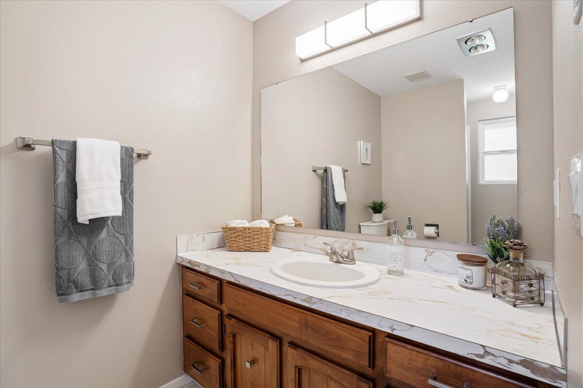 61375 SE King Jehu Way