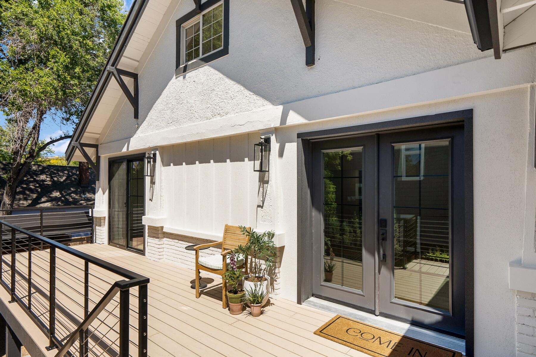 136 NW Greeley Avenue