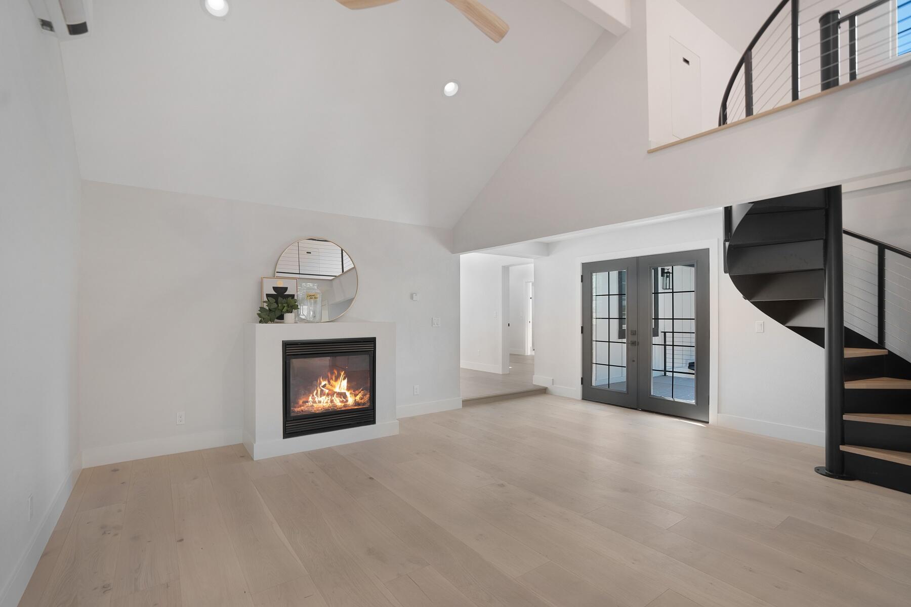 136 NW Greeley Avenue