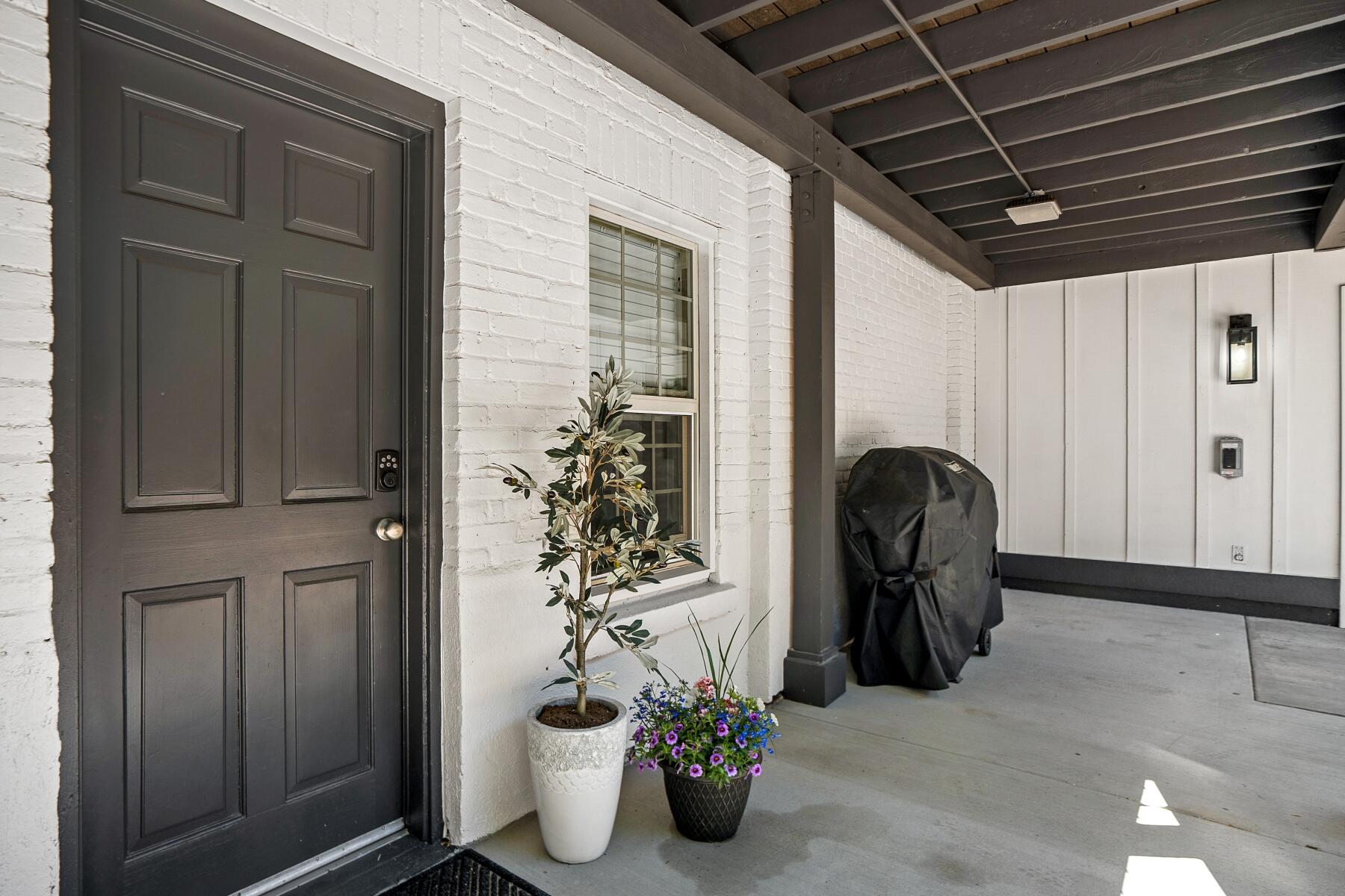 136 NW Greeley Avenue