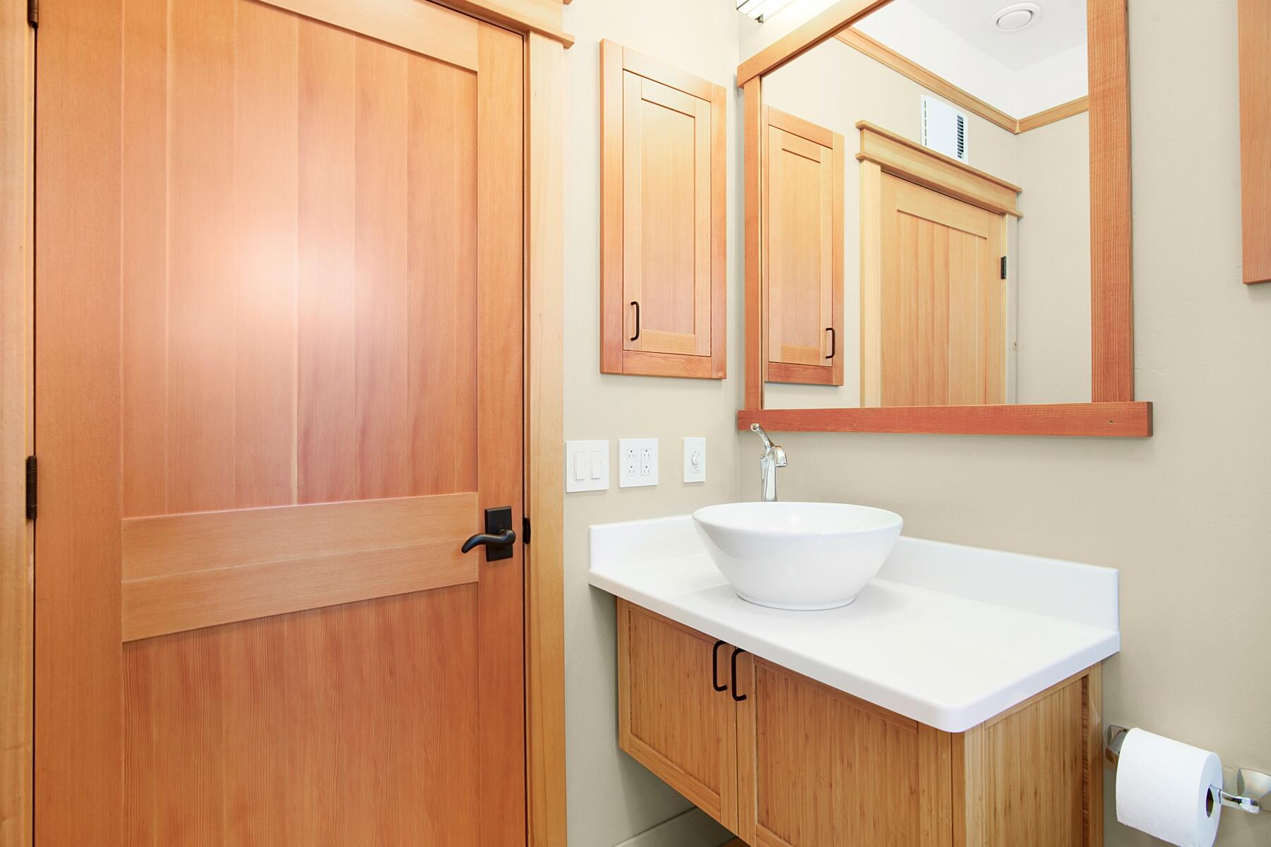 16862 SW Mt Adams Loop