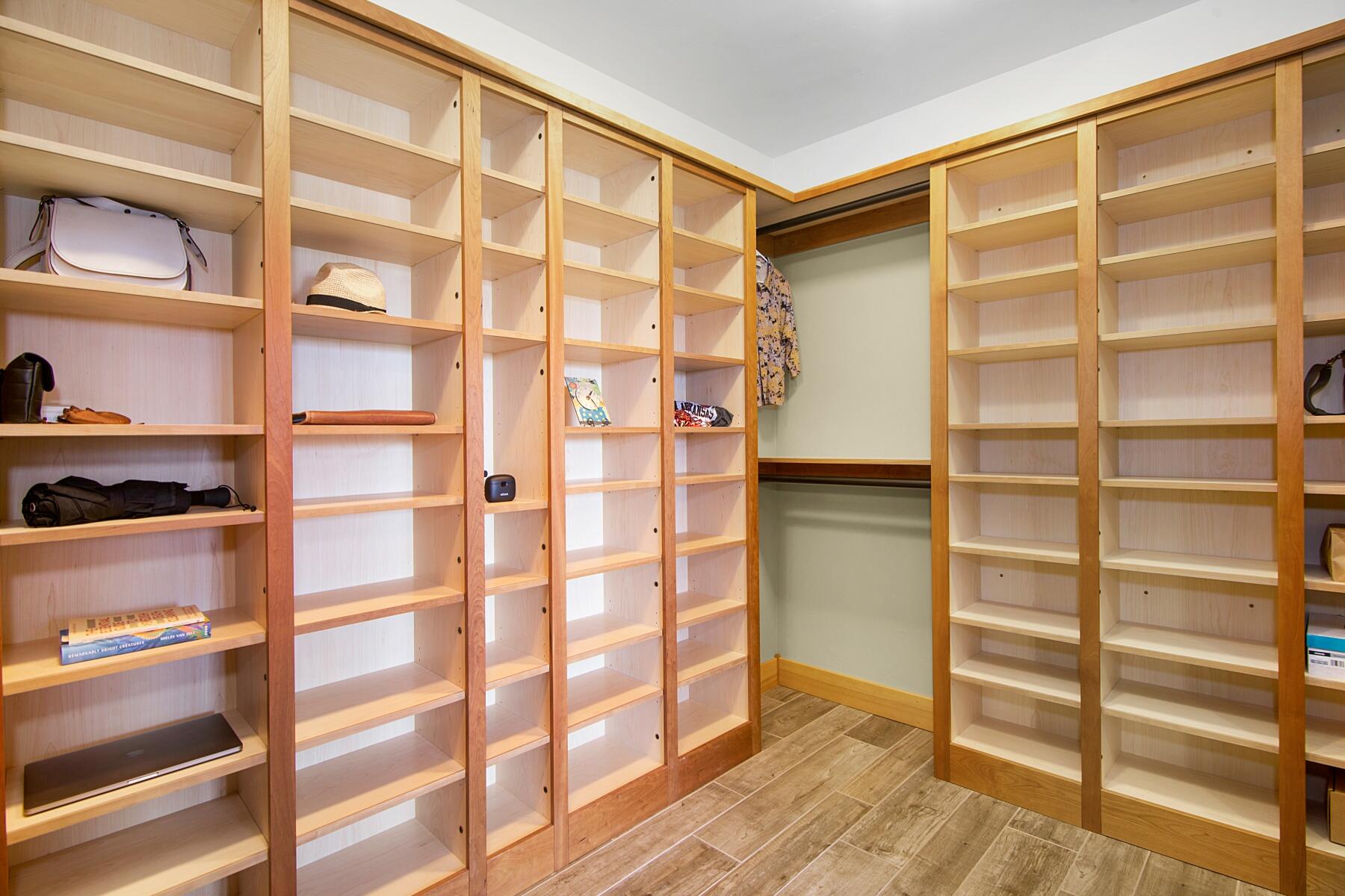 16862 SW Mt Adams Loop