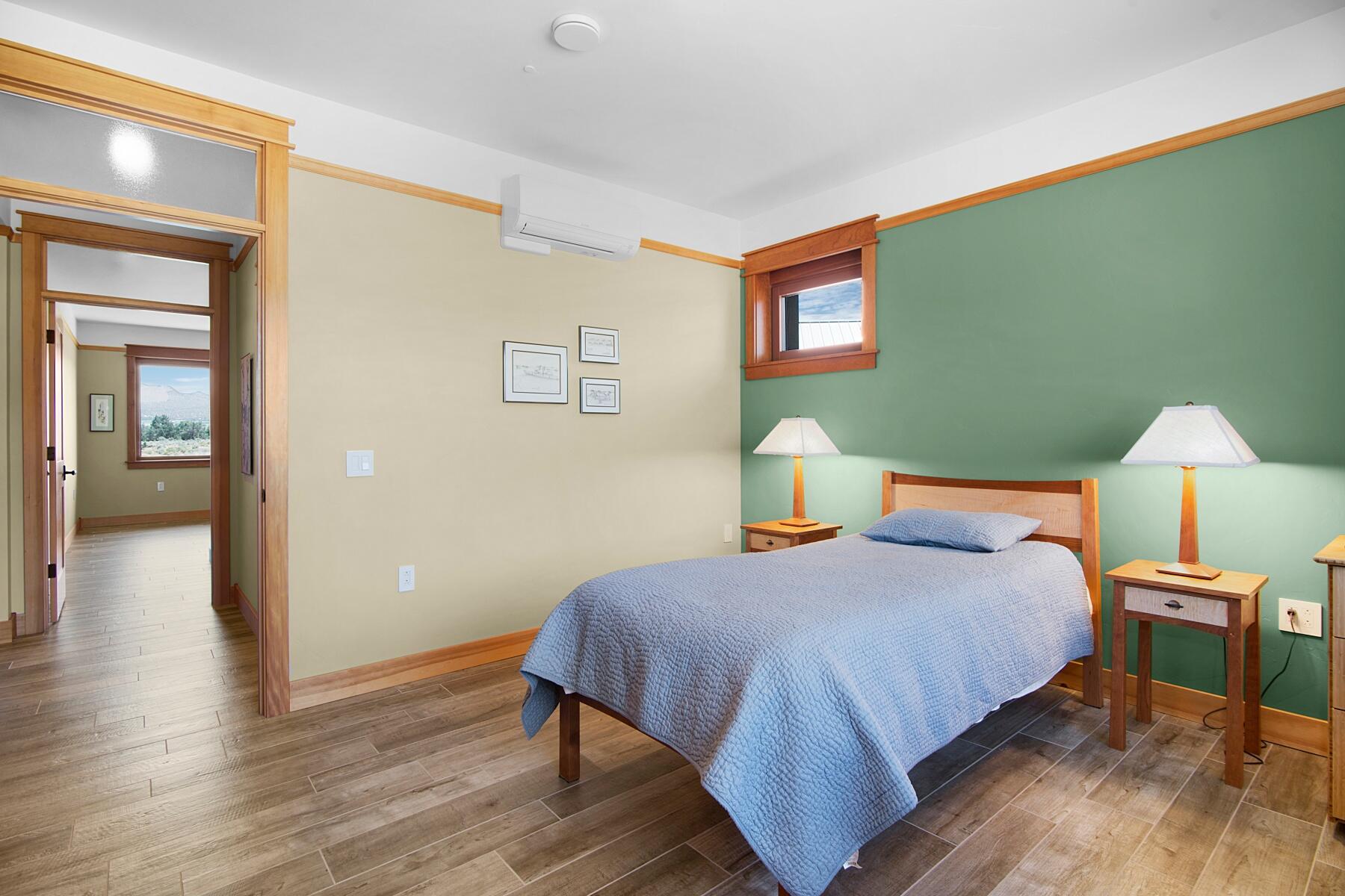 16862 SW Mt Adams Loop