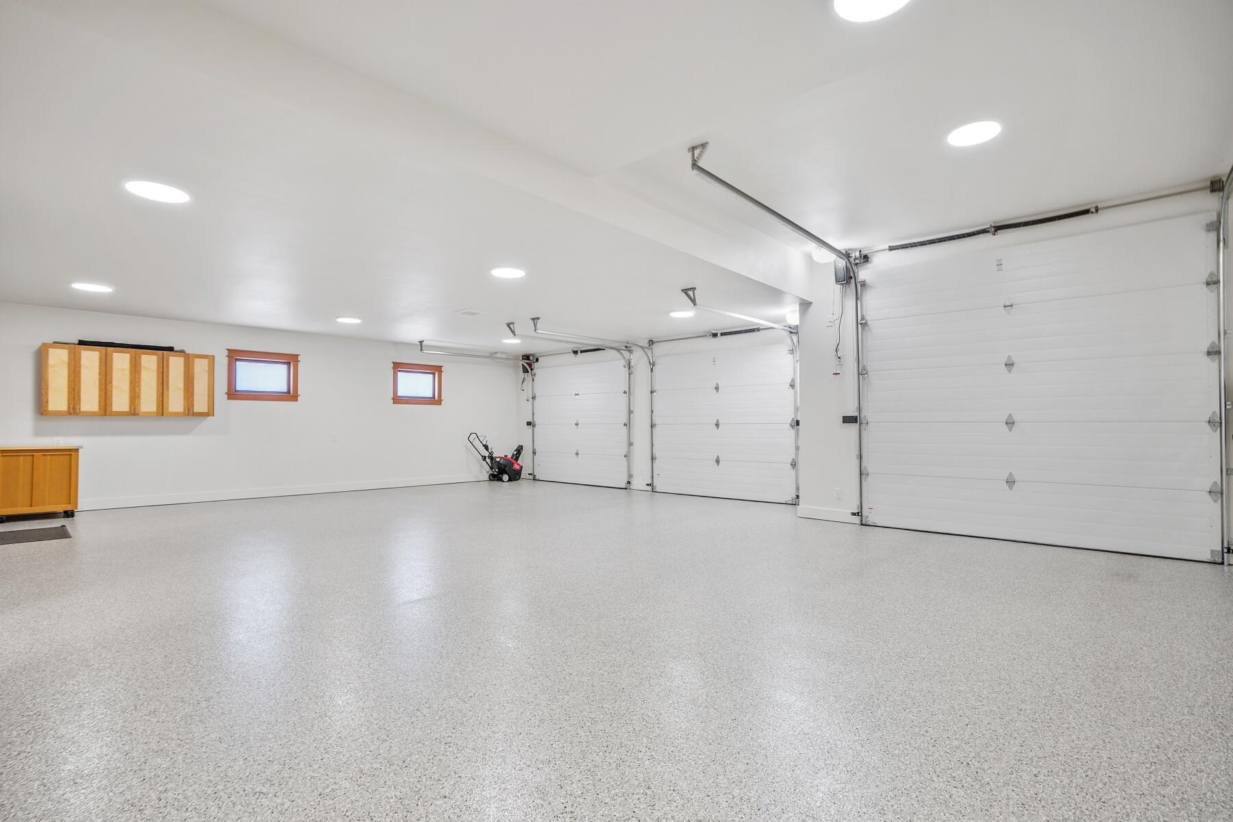 16862 SW Mt Adams Loop