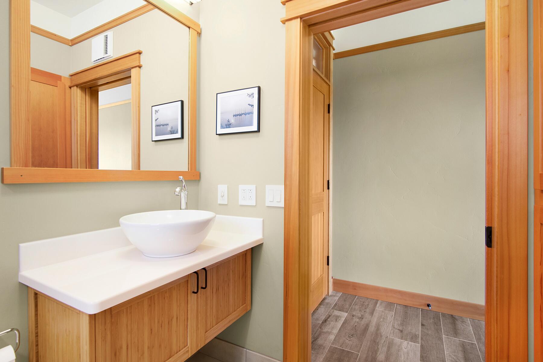 16862 SW Mt Adams Loop