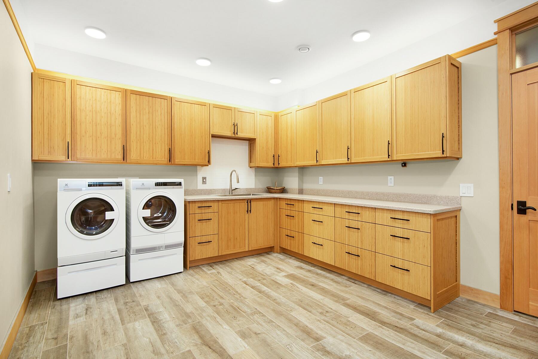 16862 SW Mt Adams Loop