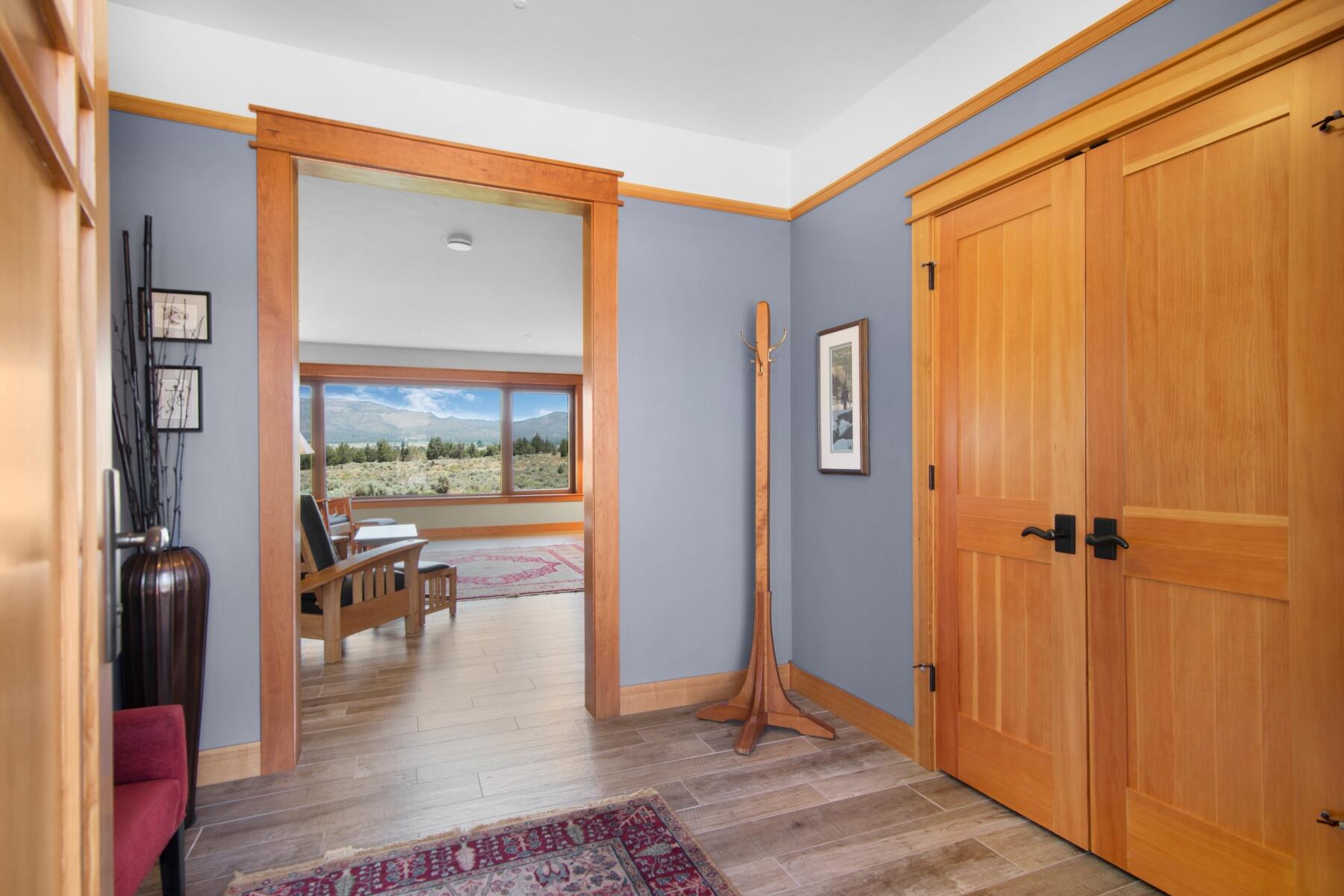 16862 SW Mt Adams Loop