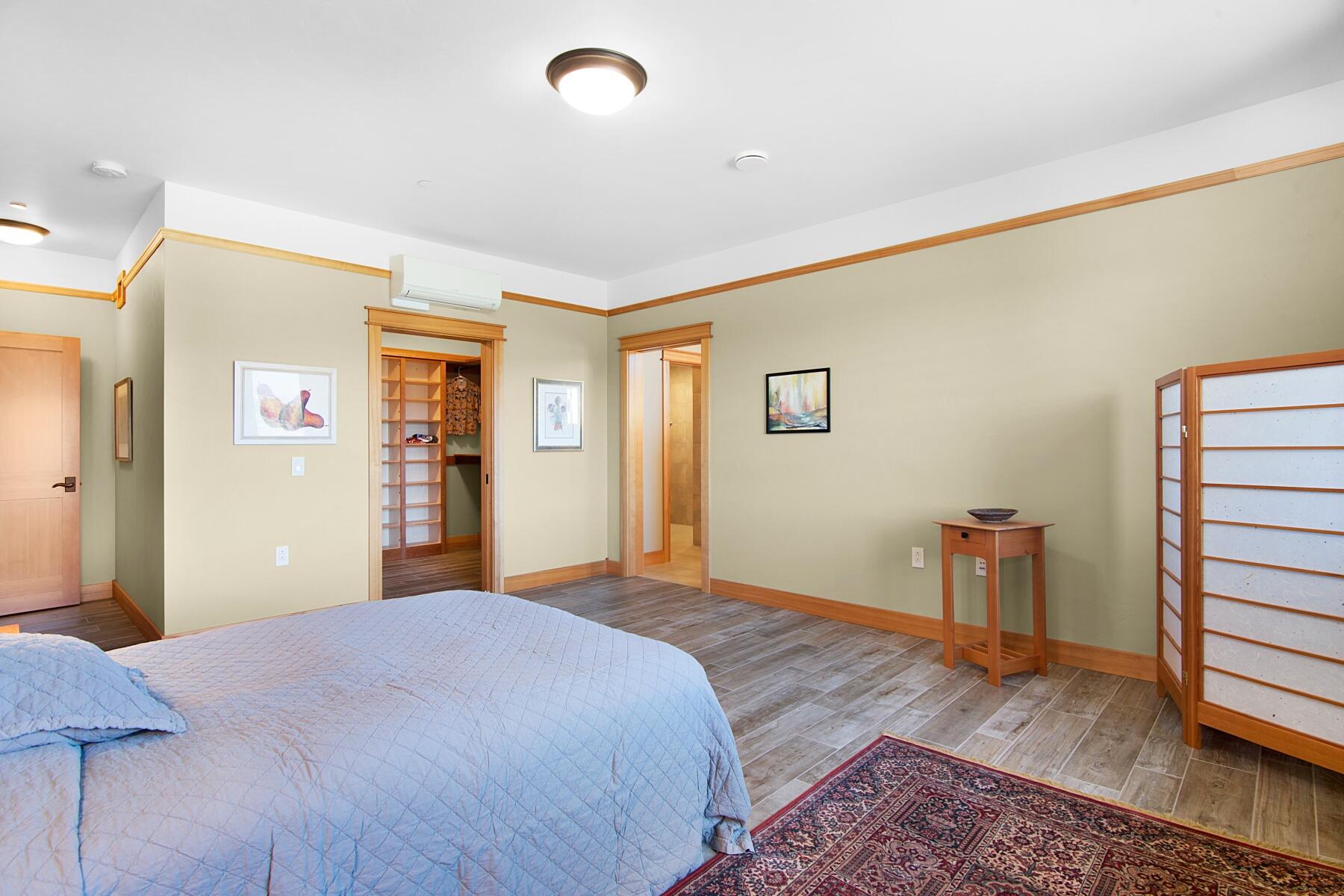 16862 SW Mt Adams Loop