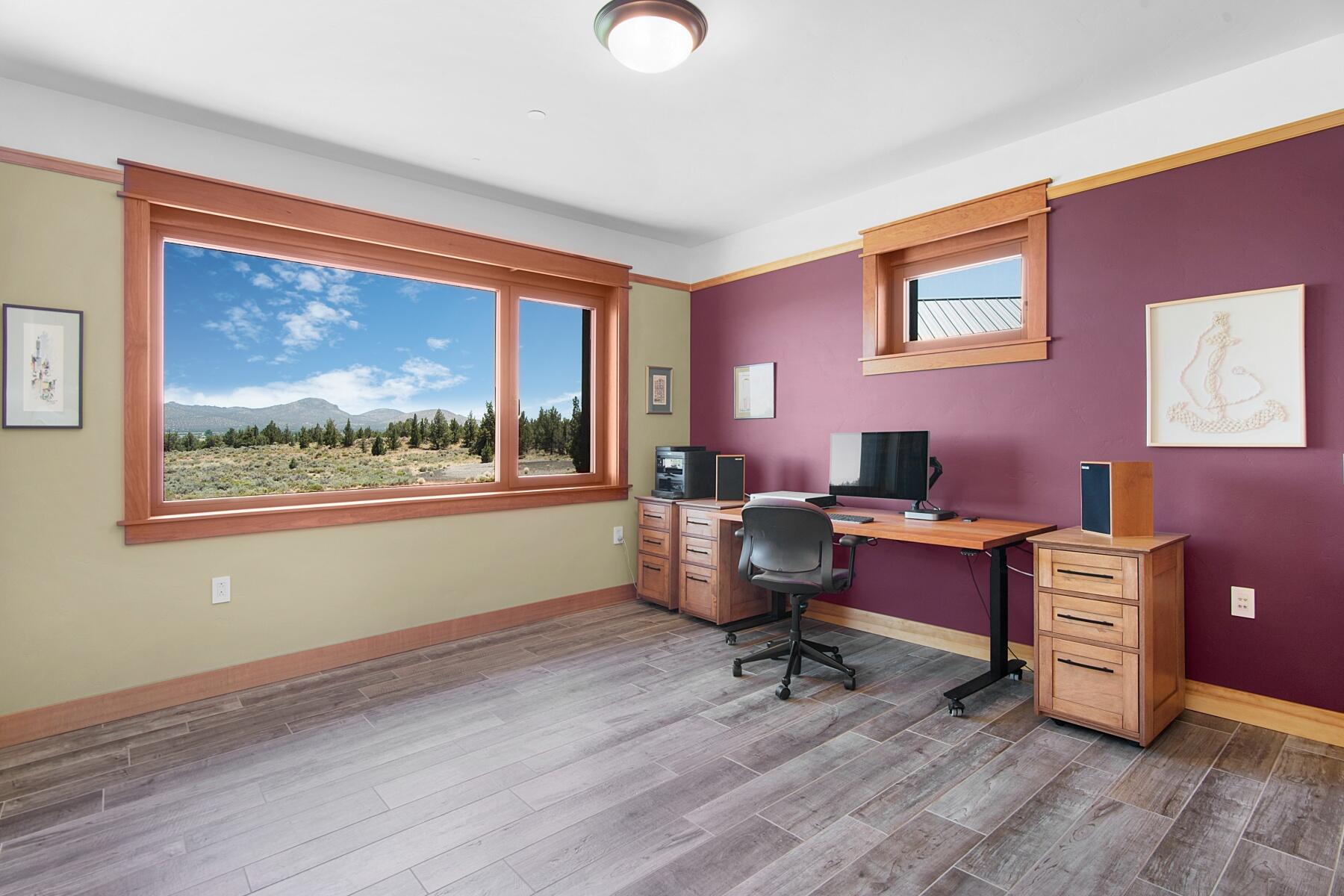 16862 SW Mt Adams Loop