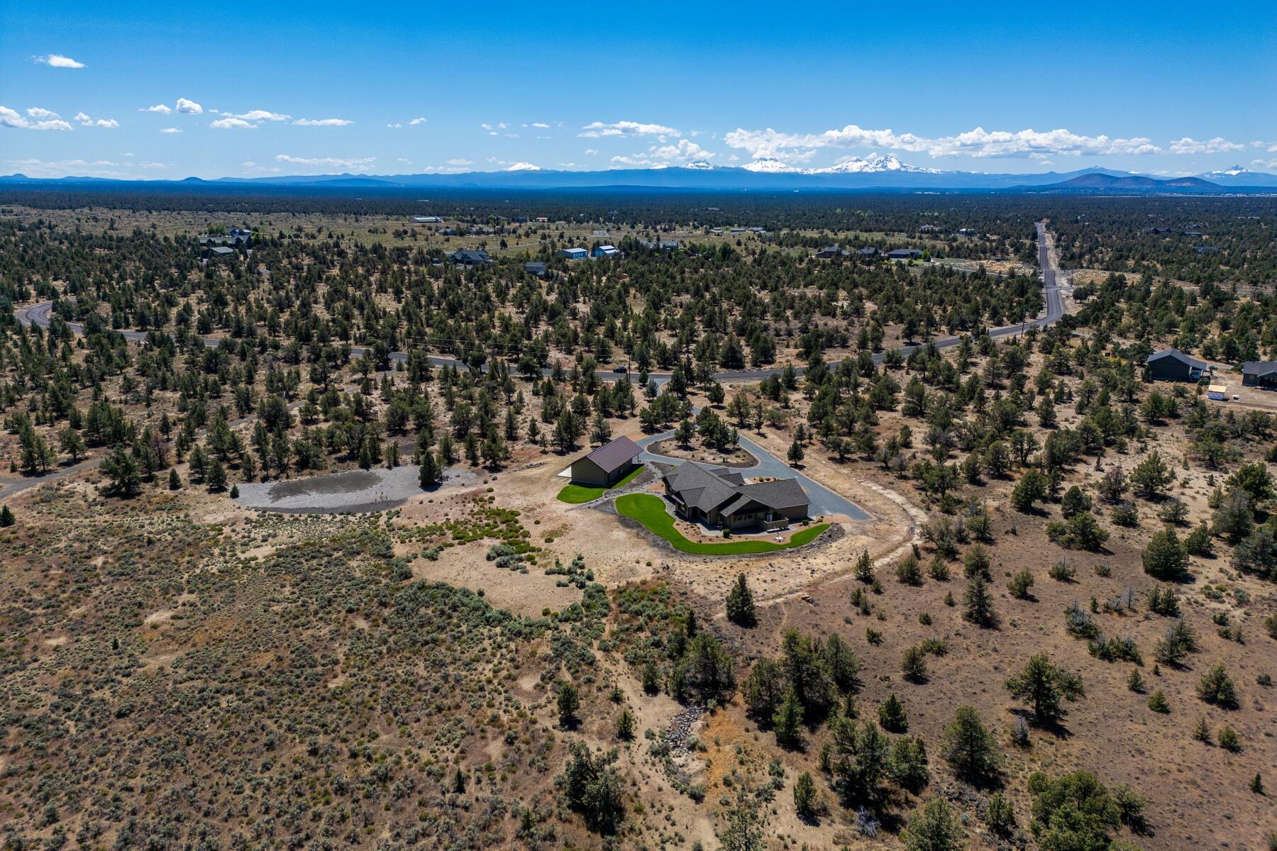 16862 SW Mt Adams Loop