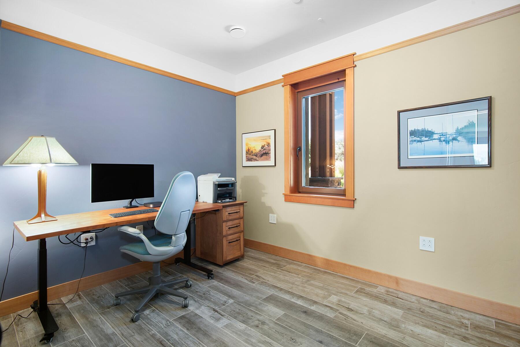 16862 SW Mt Adams Loop