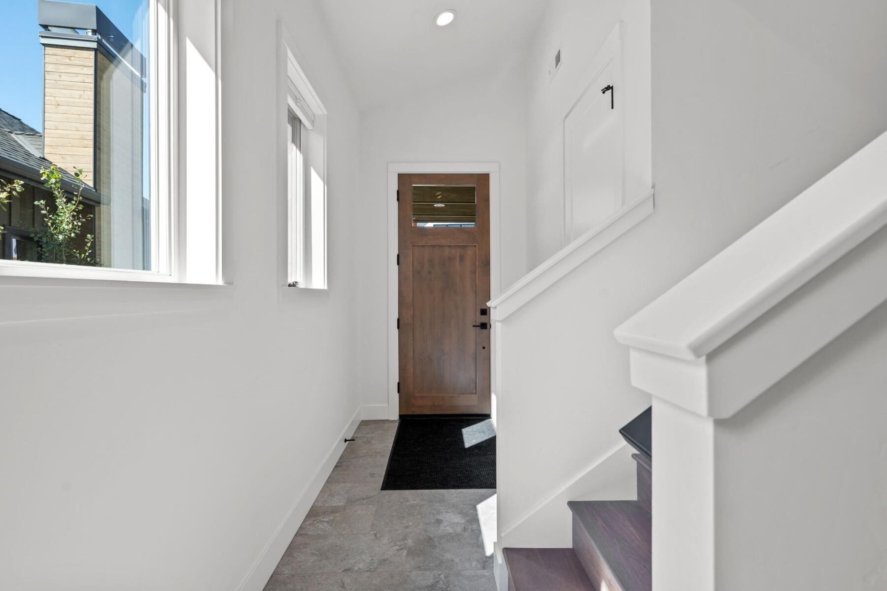 61292 McRoberts Lane, 25