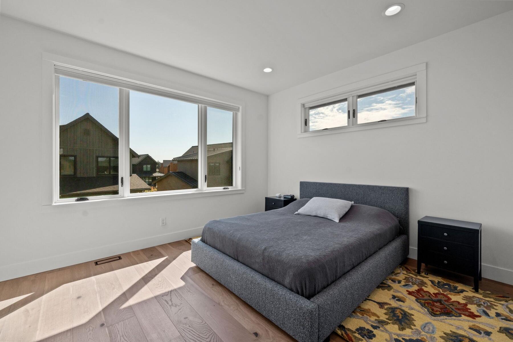 61292 McRoberts Lane, 25