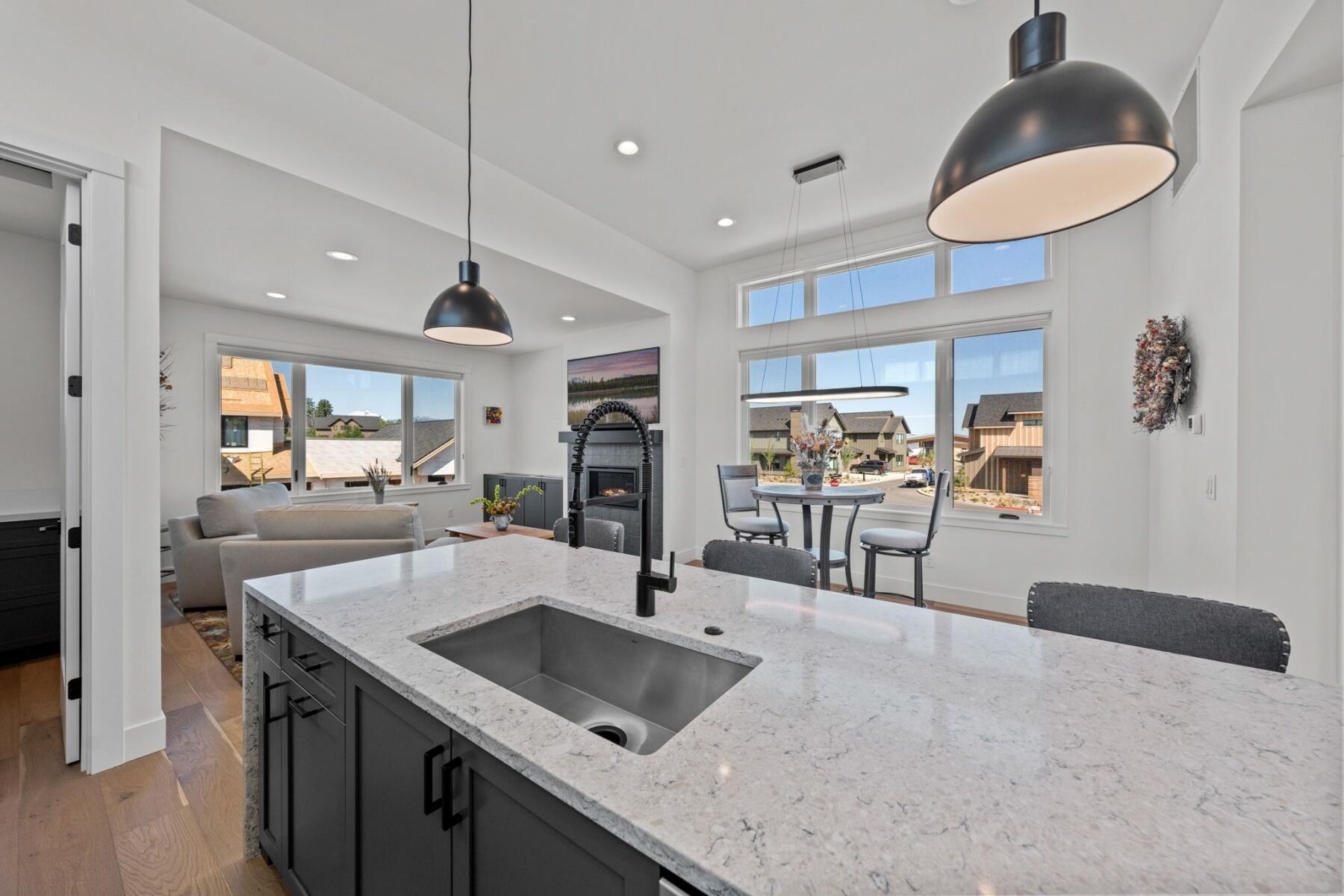 61292 McRoberts Lane, 25