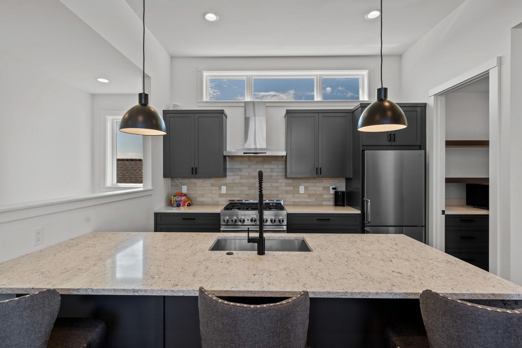 61292 McRoberts Lane, 25