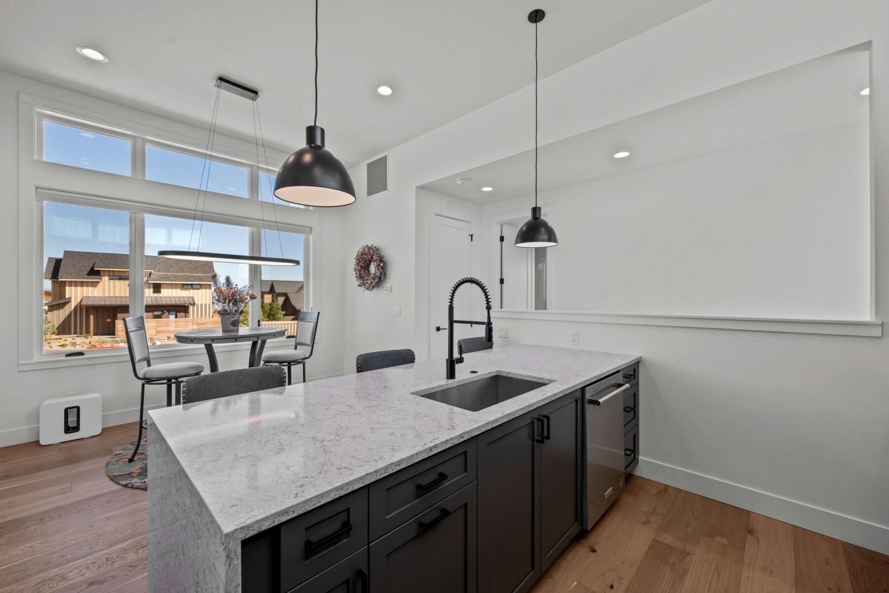 61292 McRoberts Lane, 25