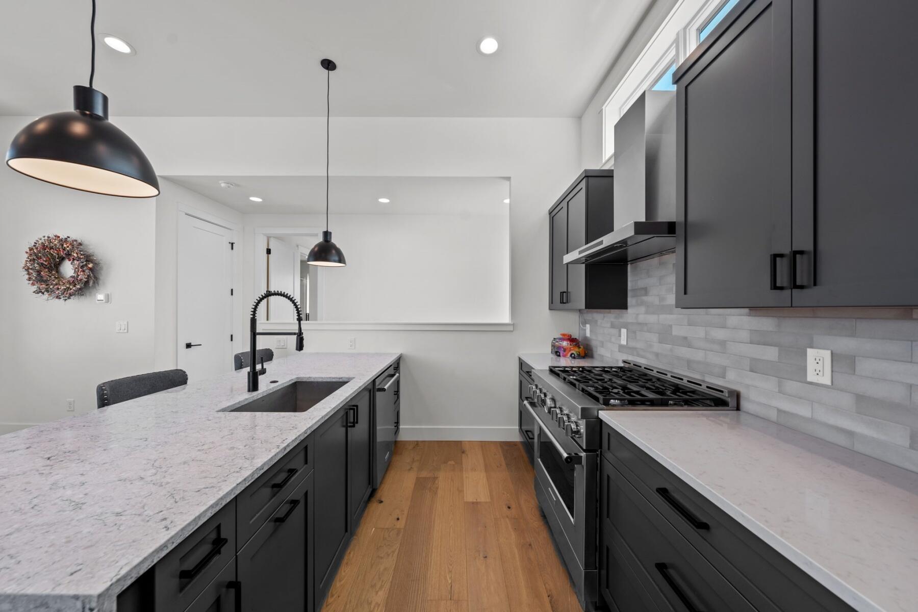 61292 McRoberts Lane, 25