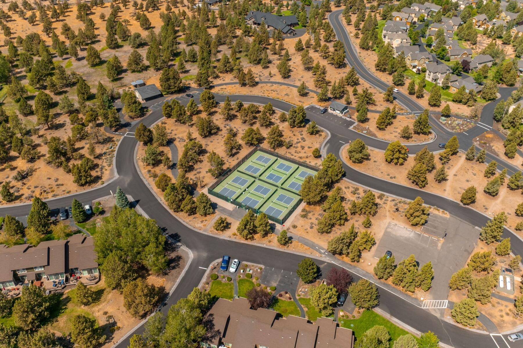 244 Volunteer Park Lane