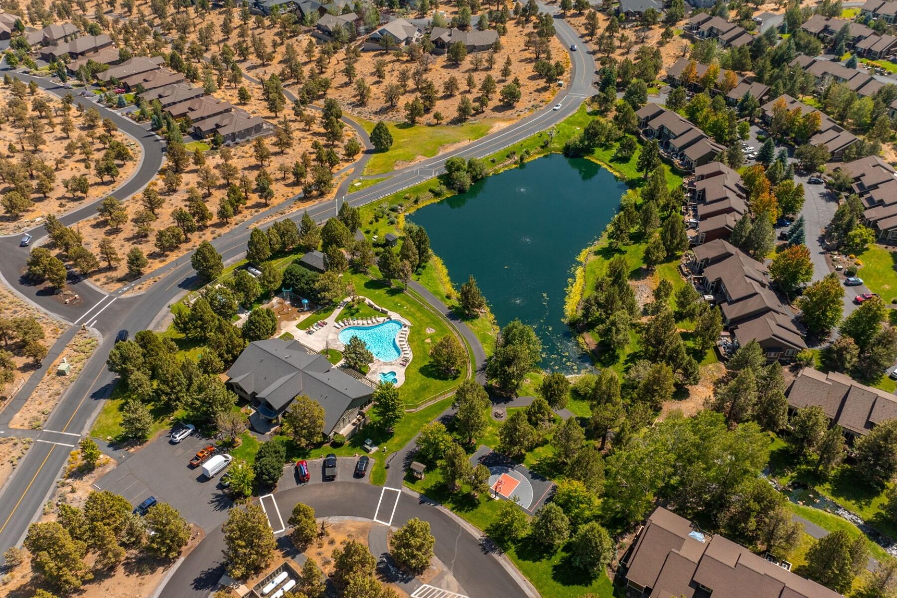 244 Volunteer Park Lane