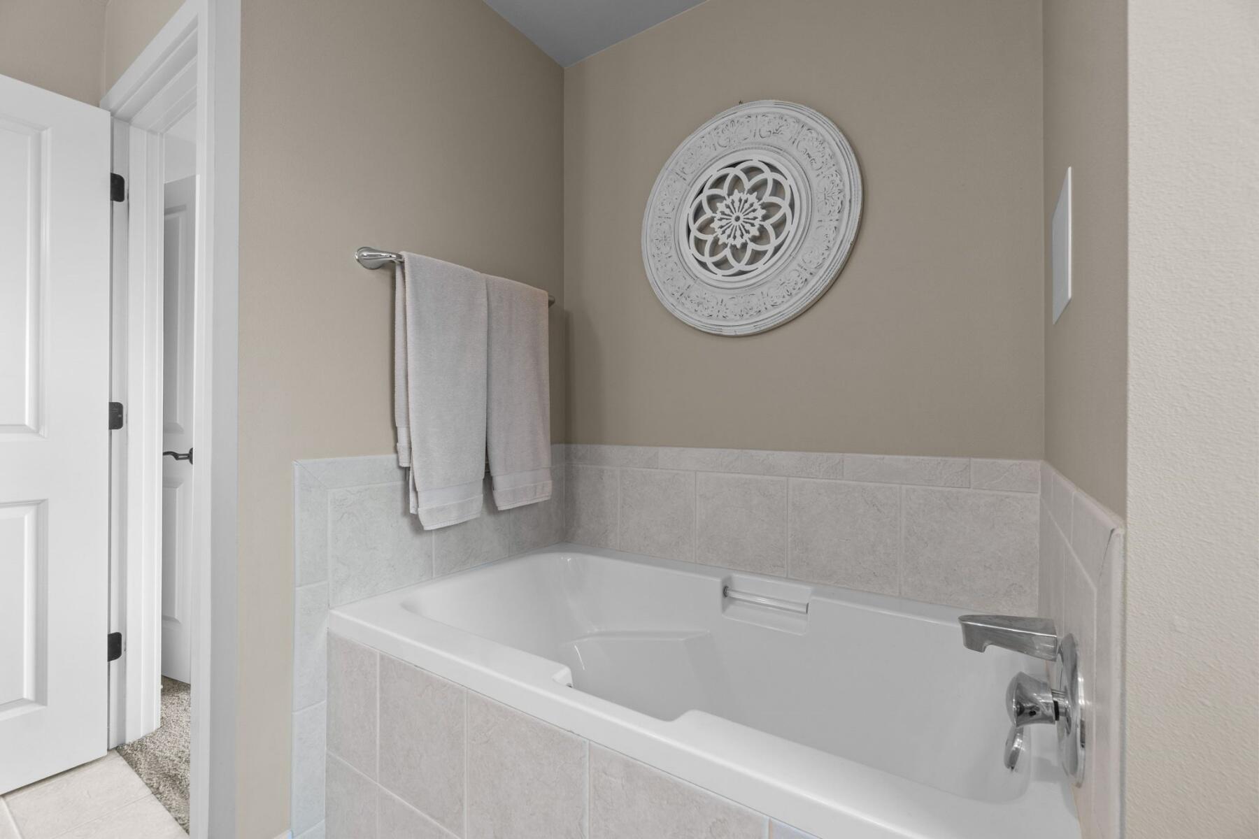 244 Volunteer Park Lane