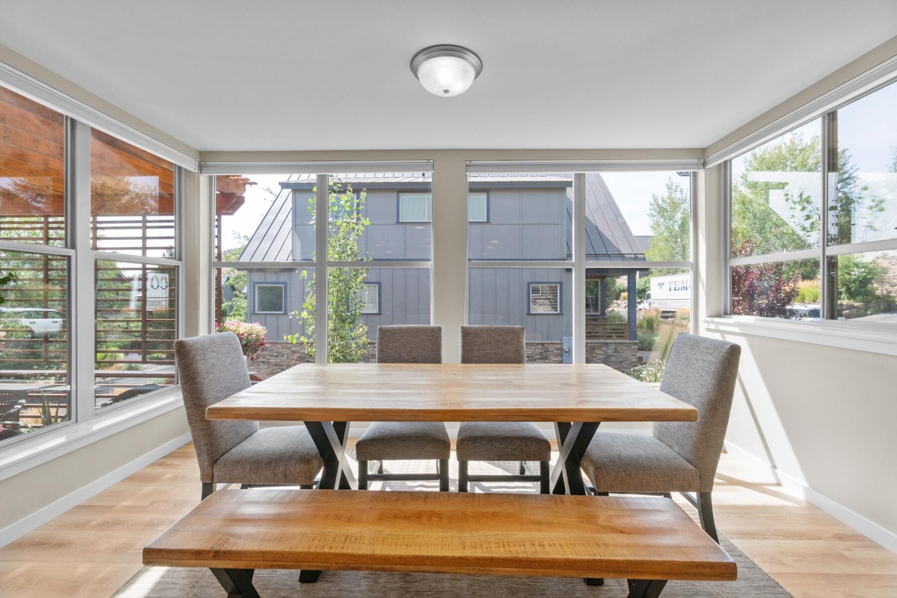 244 Volunteer Park Lane