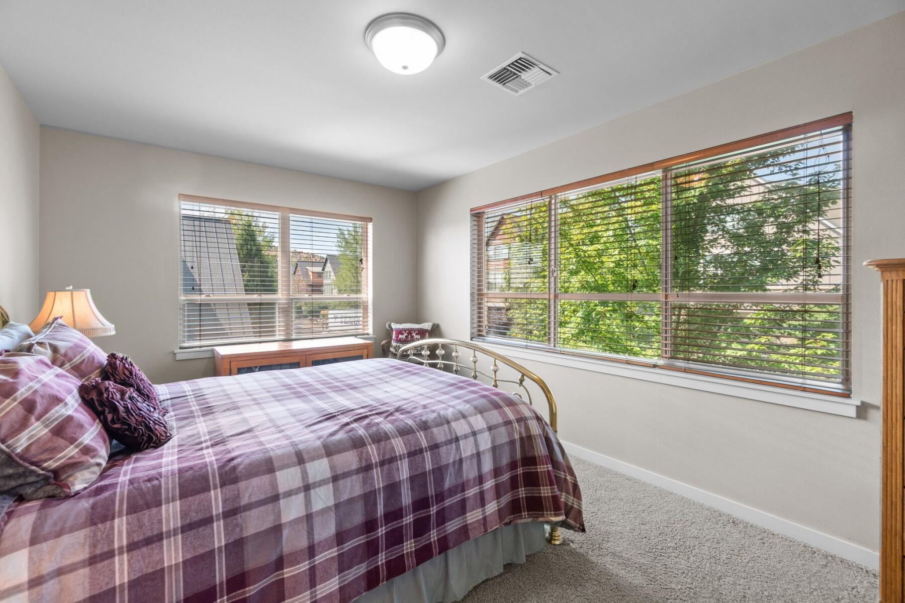 244 Volunteer Park Lane