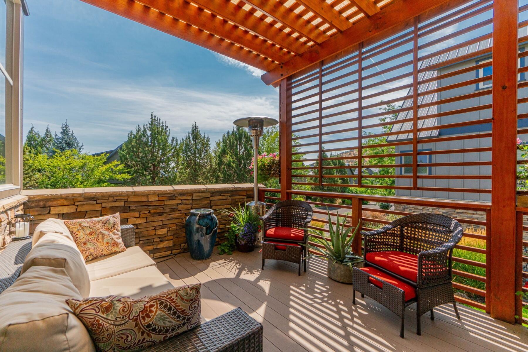 244 Volunteer Park Lane