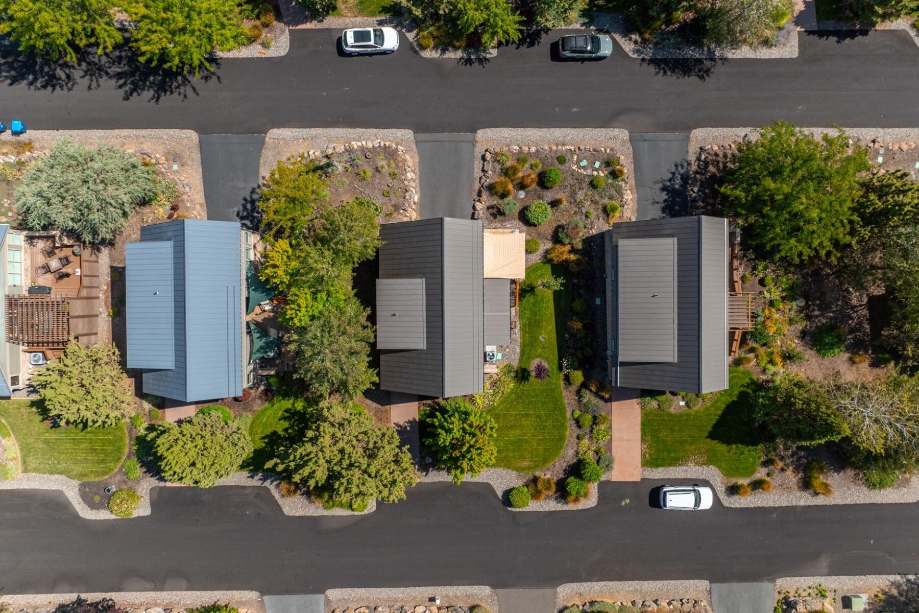 244 Volunteer Park Lane