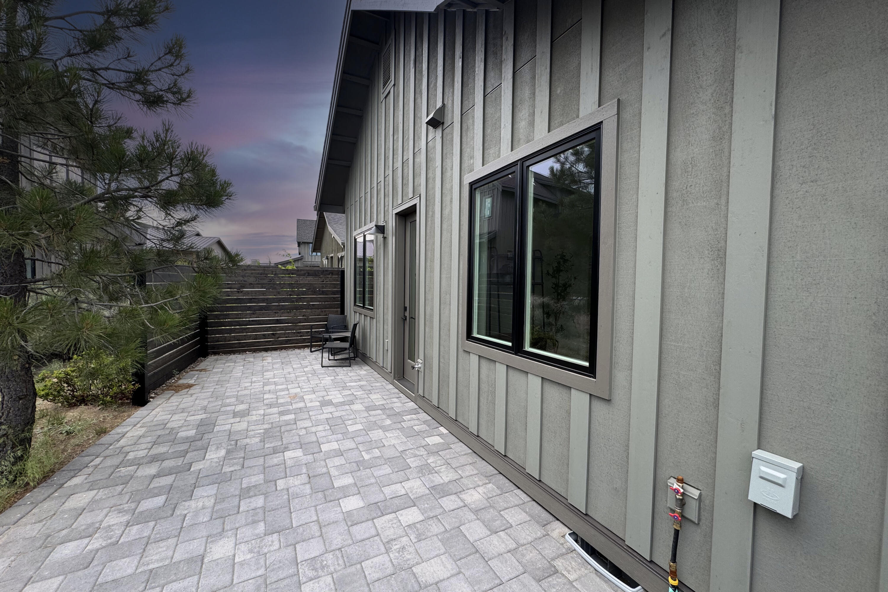 61293 McRoberts Lane, 32