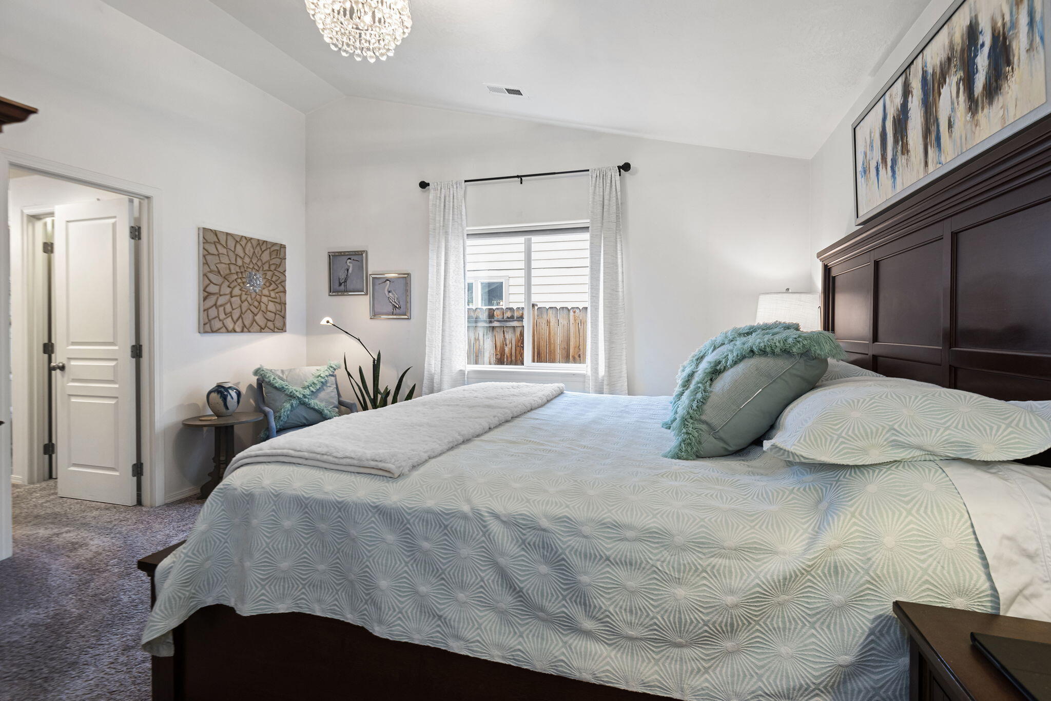 2799 NE Aldrich Avenue